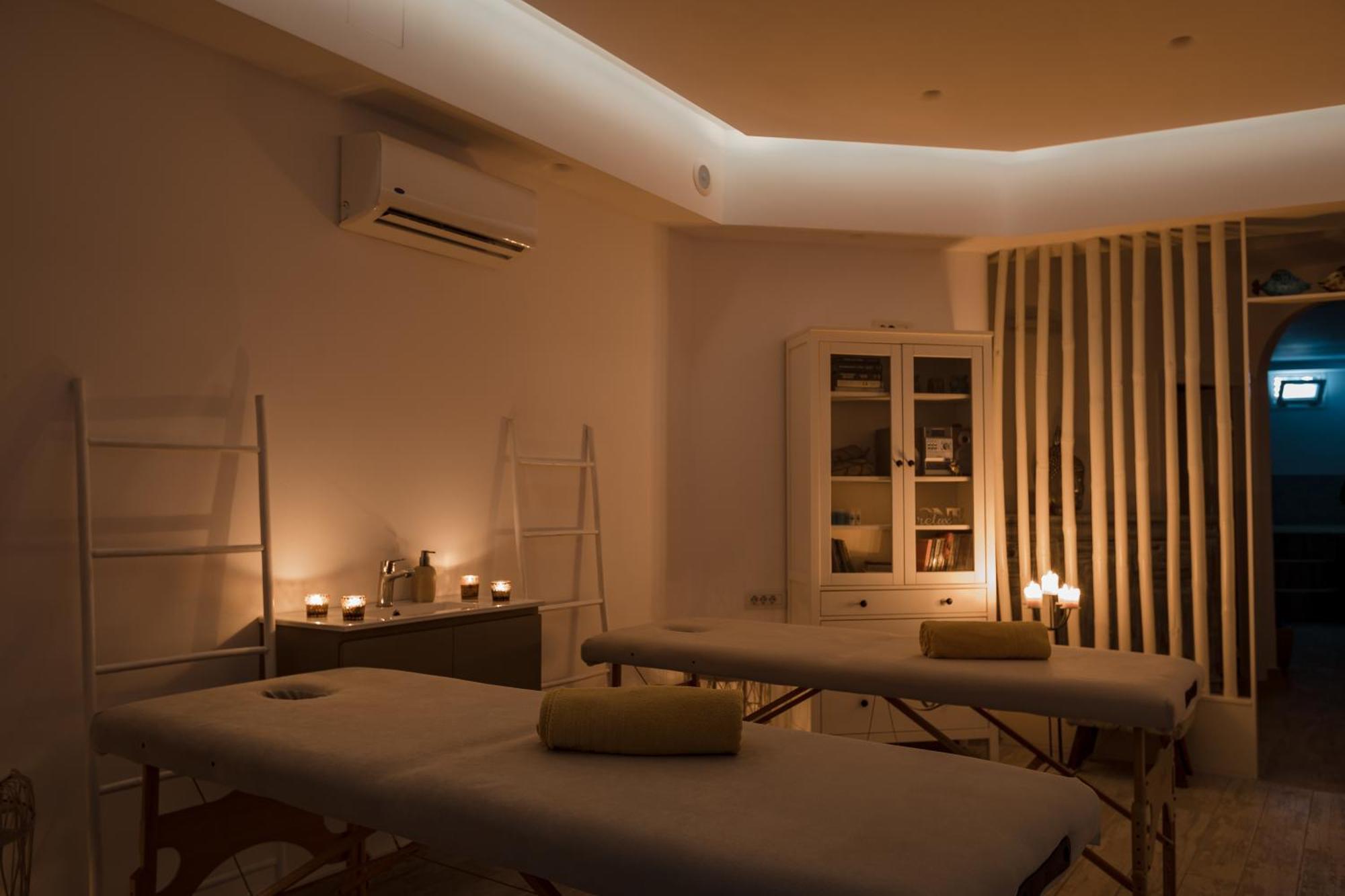Nikolas Hotel คาร์เทราดอส ภายนอก รูปภาพ